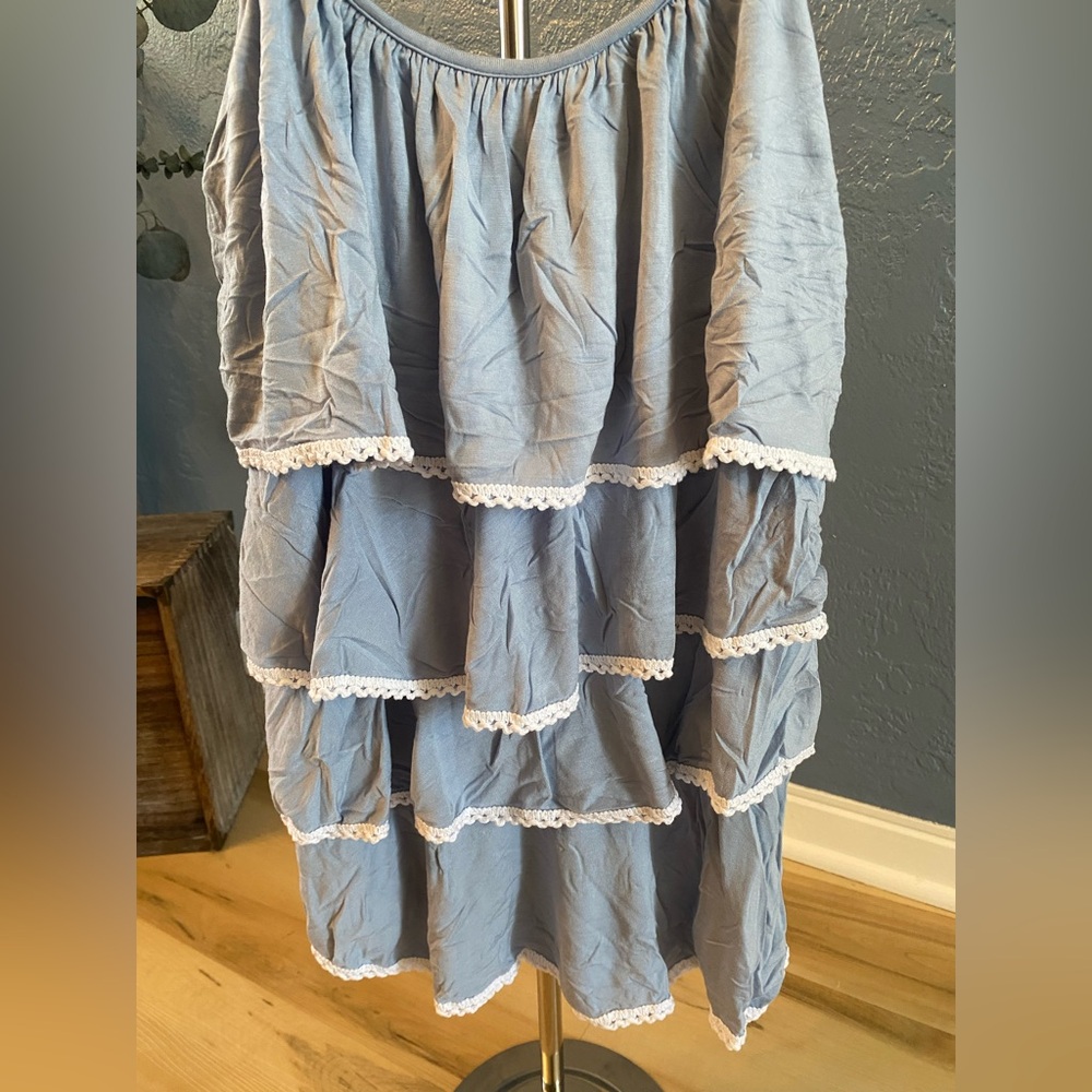 POL Blue Ruffled Sleeveless Top NWOT - Picture 4 of 6